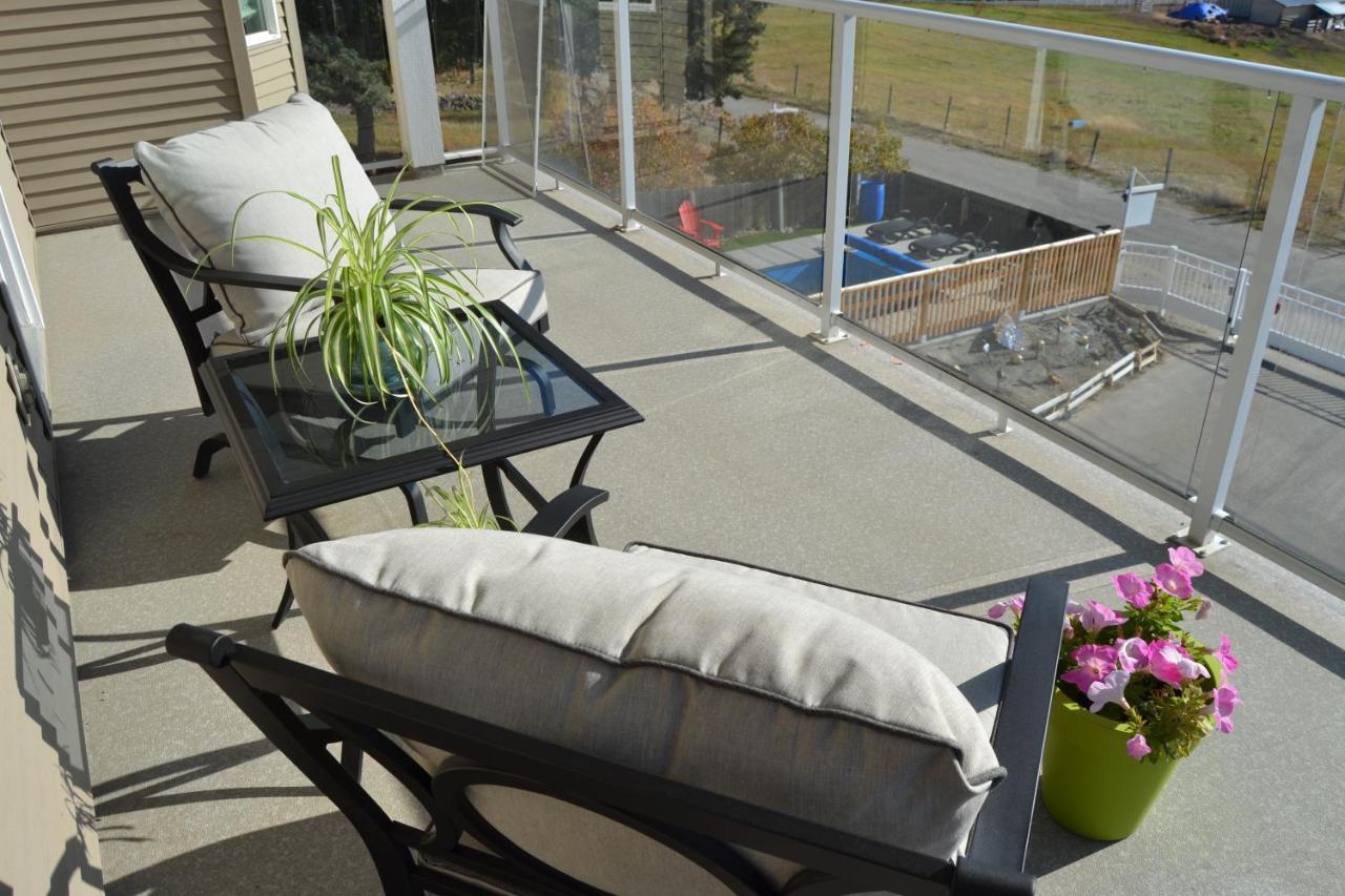 Salish B&B And Spa เวสต์ เคโลว์นา ภายนอก รูปภาพ