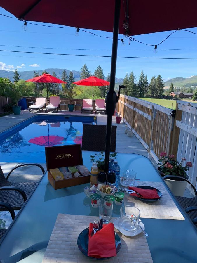 Salish B&B And Spa เวสต์ เคโลว์นา ภายนอก รูปภาพ