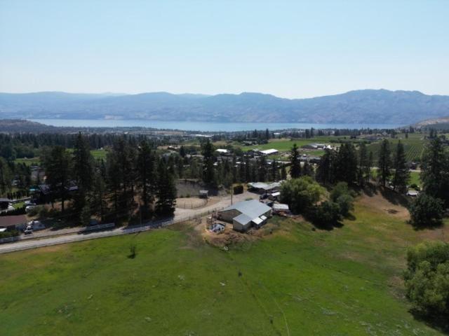Salish B&B And Spa เวสต์ เคโลว์นา ภายนอก รูปภาพ