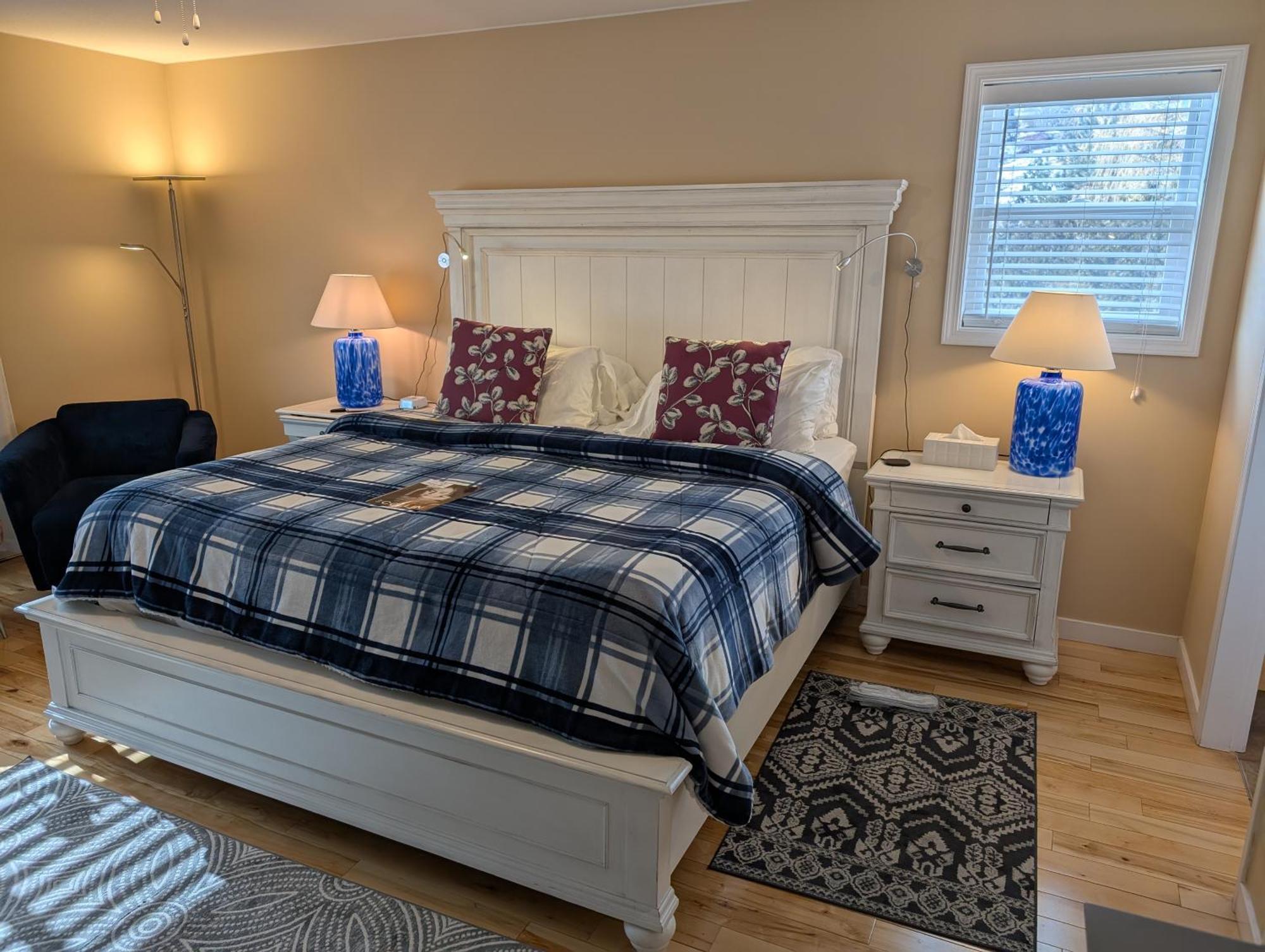 Salish B&B And Spa เวสต์ เคโลว์นา ภายนอก รูปภาพ